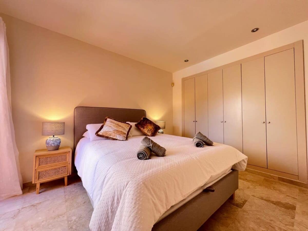 Modern 2 Bedroom Beachside Apartment Nr72 Los Alcazares Bagian luar foto